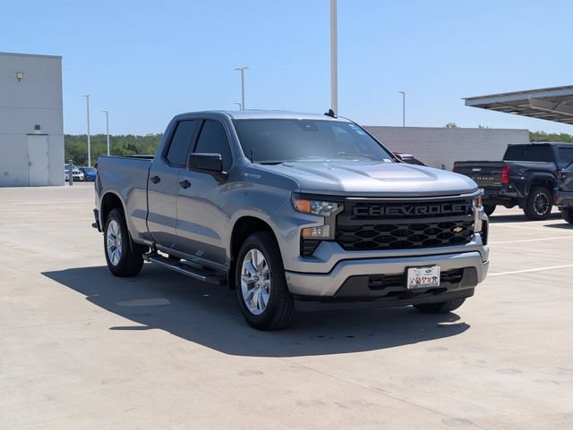 Used 2025 Chevrolet Silverado 1500 Custom RWD image 7