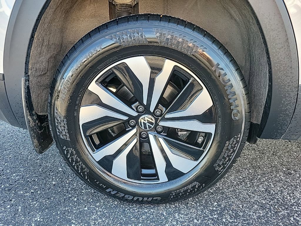 Used 2024 Volkswagen Atlas Cross Sport SE image 8