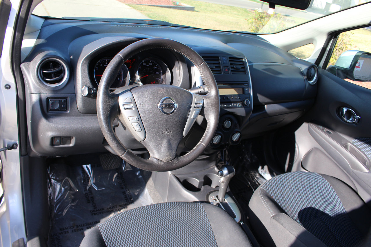Used 2014 Nissan Versa Note SV image 14