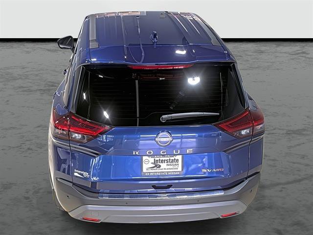 Used 2023 Nissan Rogue SV AWD/4WD image 3