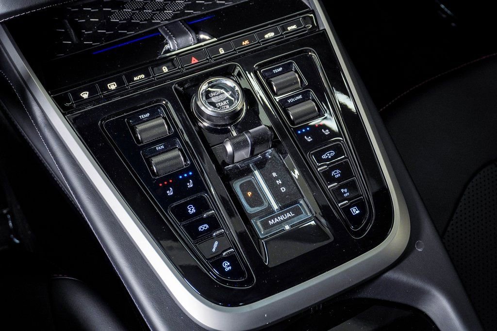 New 2026 Aston Martin DBX 707 image 29