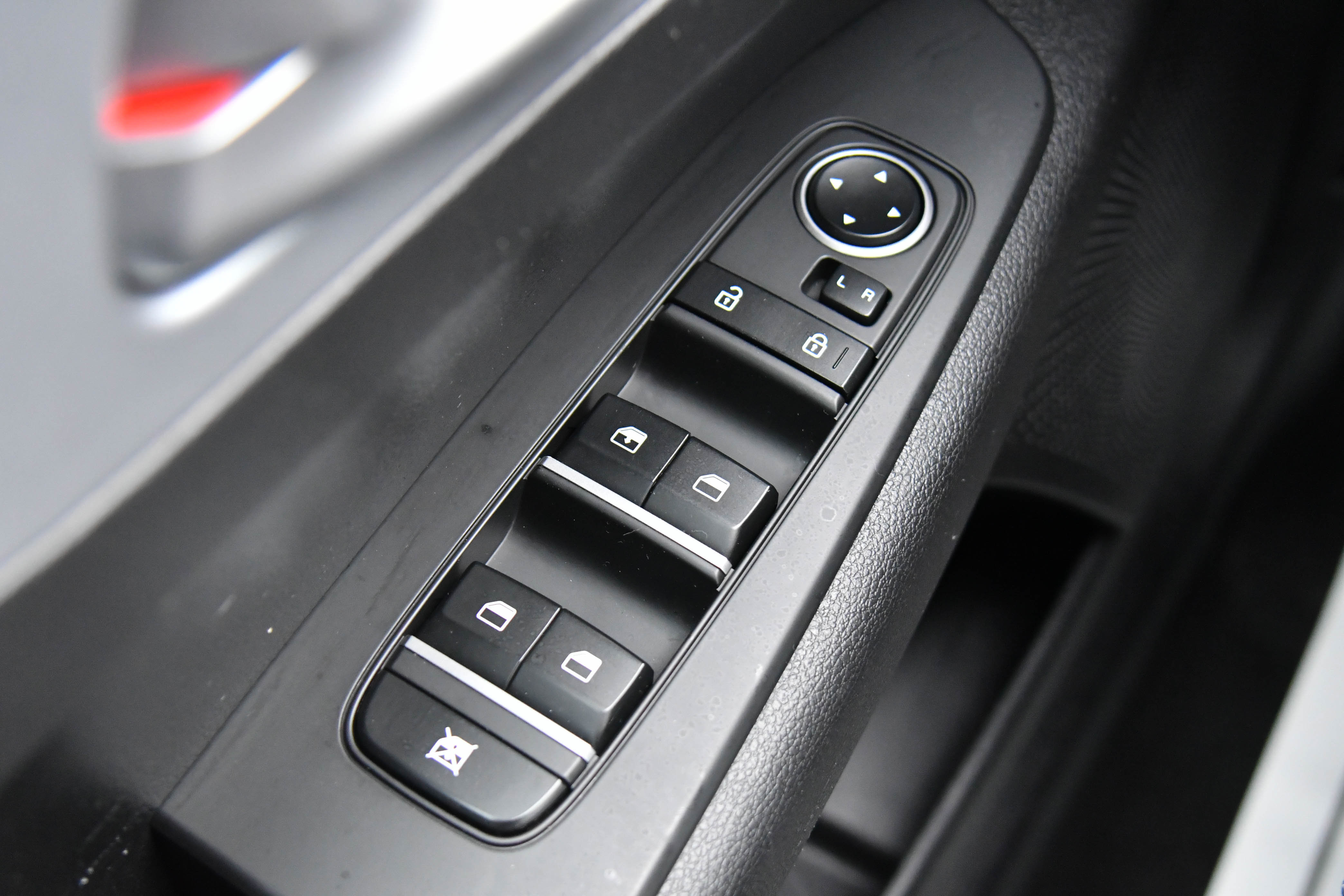 Used 2023 Kia Forte LXS image 27