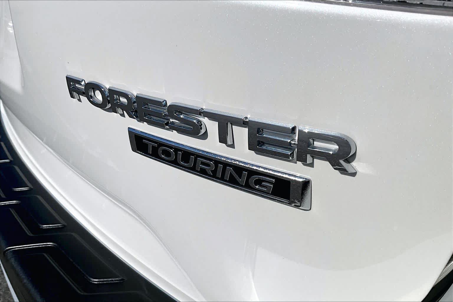 Used 2019 Subaru Forester Touring w/ Popular Package #3 AWD/4WD image 9