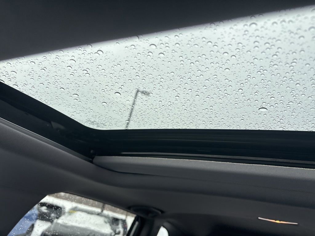 Used 2021 Honda CR-V Touring image 12