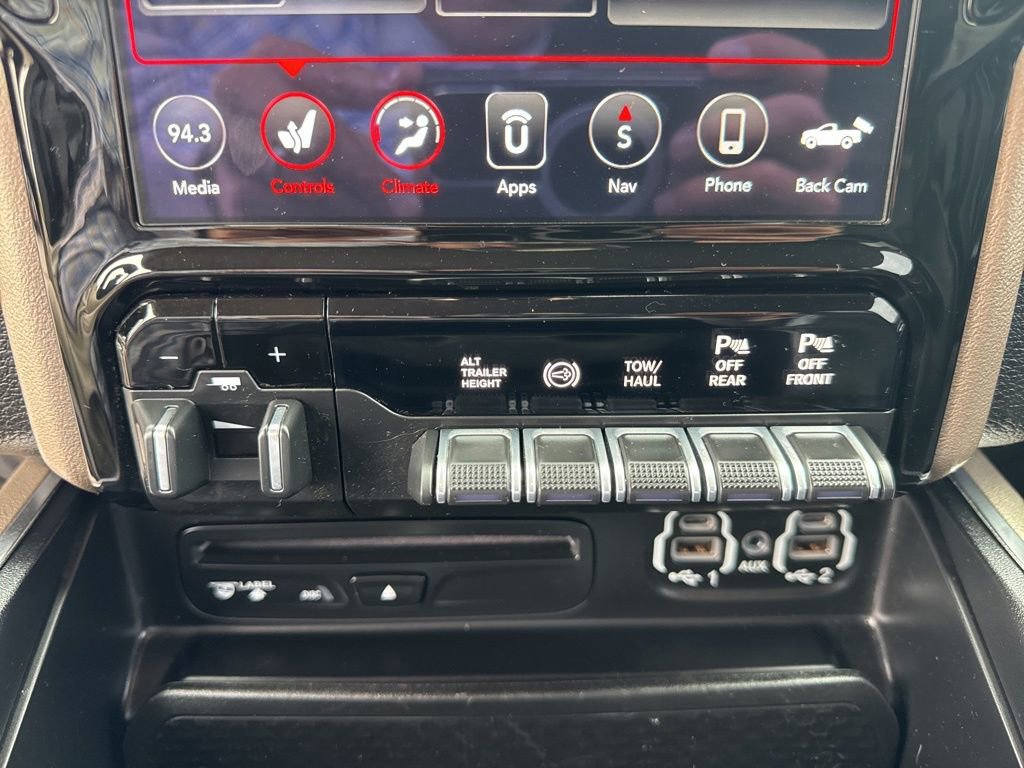 Used 2019 RAM 3500 Laramie image 44