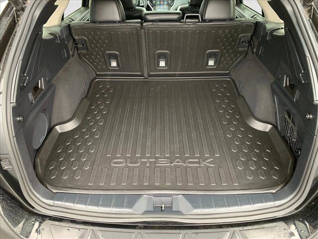 Used 2020 Subaru Outback Limited w/ Popular Package #2 image 6
