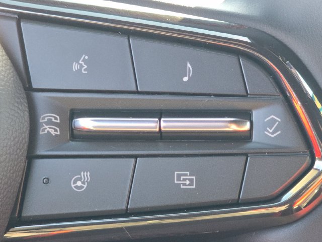 Certified 2026 Chevrolet Equinox EV RS FWD image 31