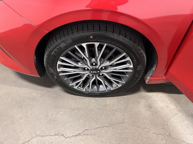 Used 2024 Kia Forte GT-Line image 29