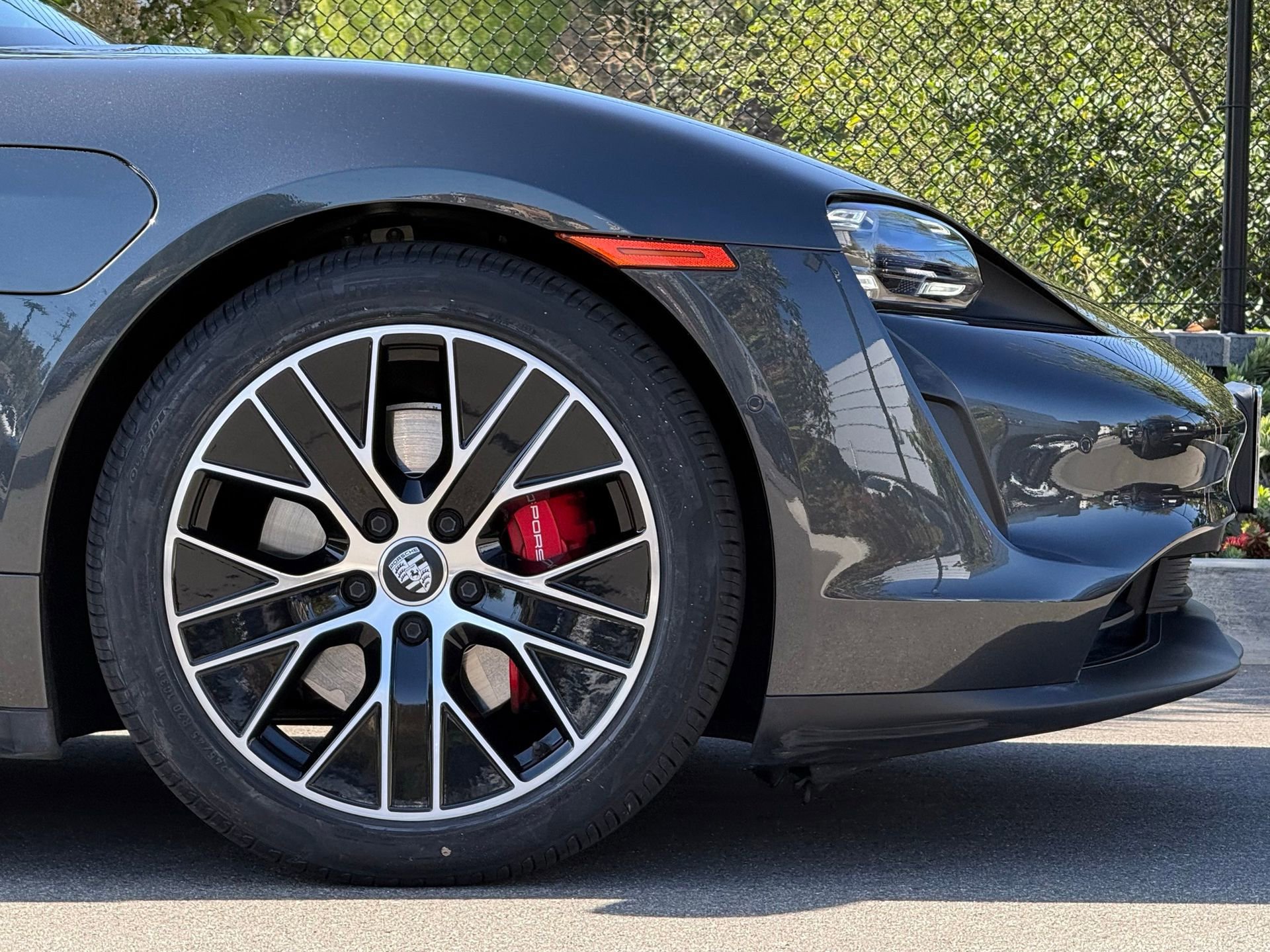 Certified 2024 Porsche Taycan 4S AWD/4WD image 12