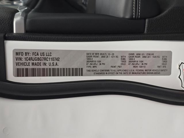 Used 2024 Jeep Grand Cherokee Limited image 53