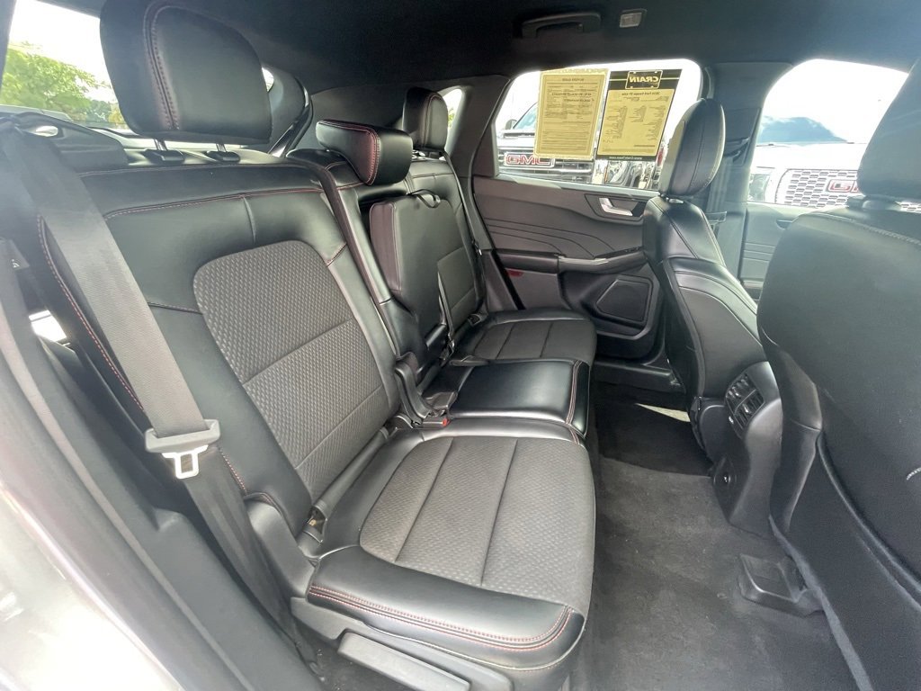 Used 2024 Ford Escape ST-Line image 29