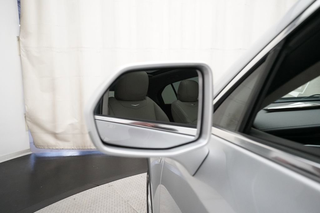 Used 2019 Cadillac XT4 Luxury w/ Cold Weather Package FWD image 24