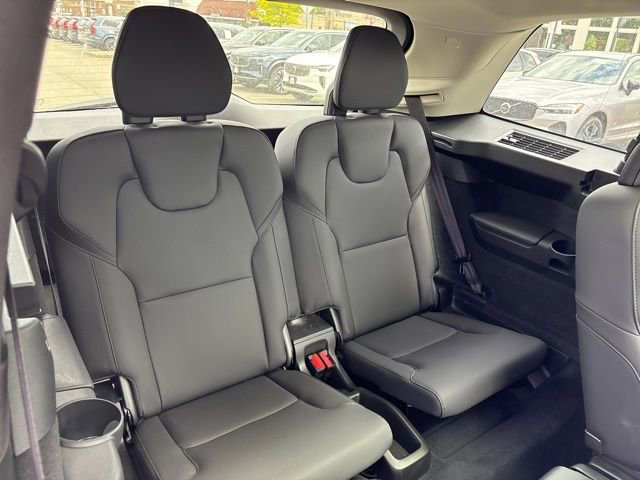 Used 2025 Volvo XC90 B6 Plus AWD/4WD image 14