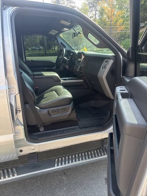 Used 2016 Ford F450 Lariat w/ Lariat Ultimate Package AWD/4WD image 18