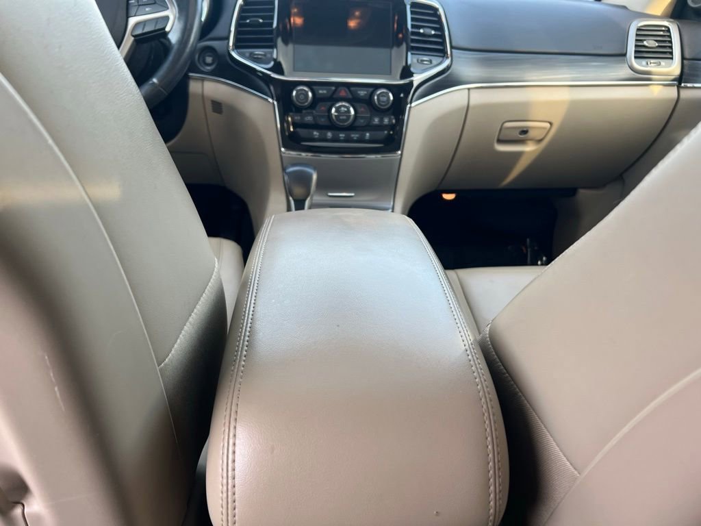 Used 2020 Jeep Grand Cherokee Limited image 23