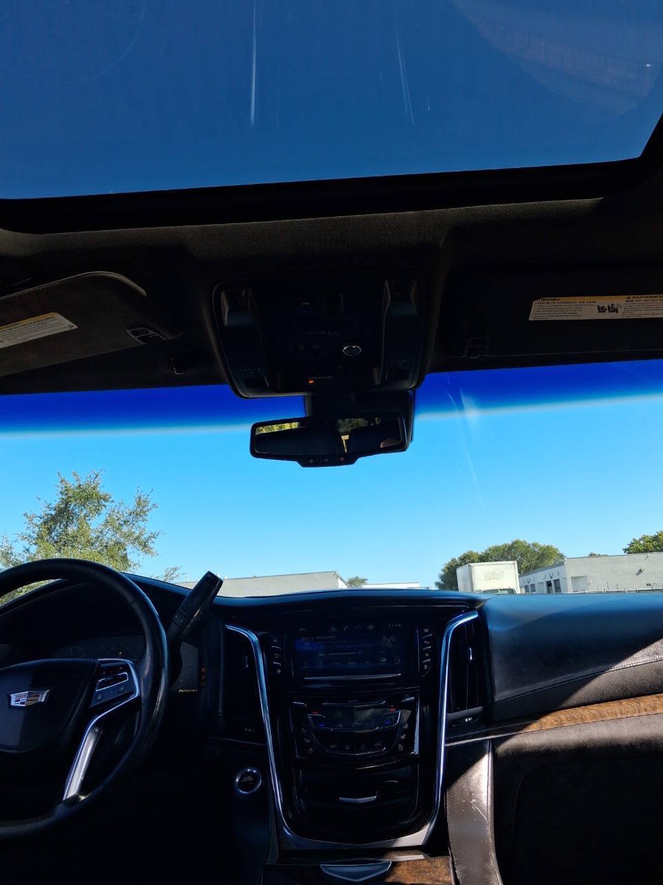 Used 2015 Cadillac Escalade ESV Platinum AWD/4WD image 11