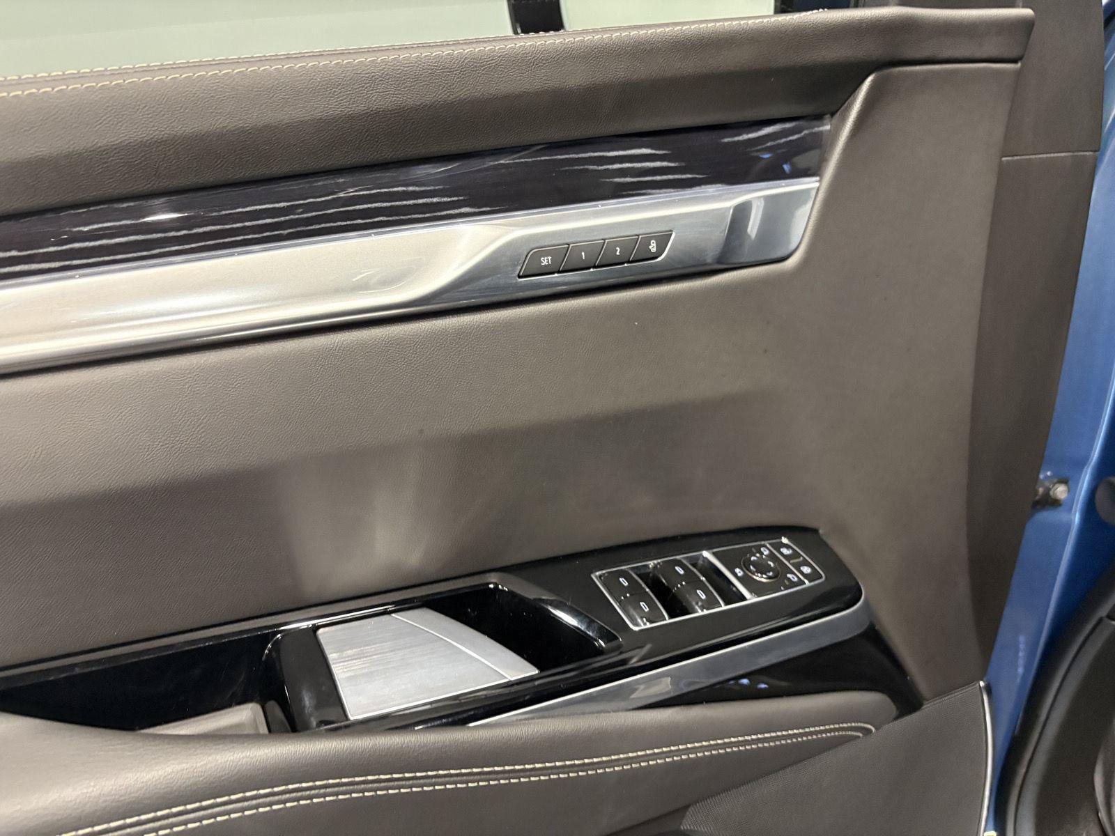 Used 2025 Cadillac Escalade Sport w/ Touring Package AWD/4WD image 12