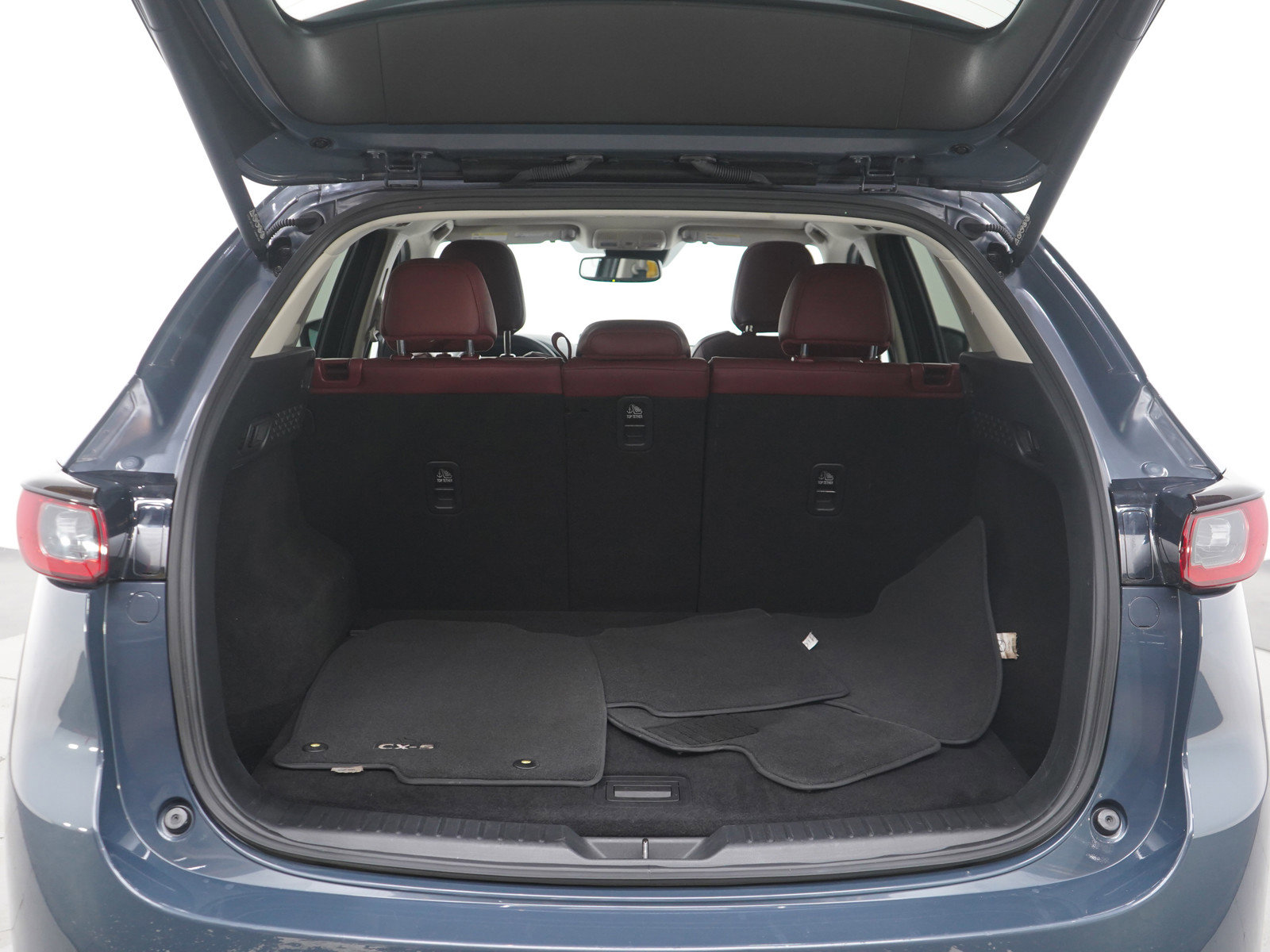 Used 2025 MAZDA CX-5 Carbon Edition image 16