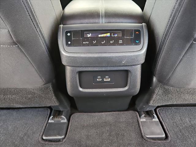 Used 2024 Nissan Pathfinder SV FWD image 16