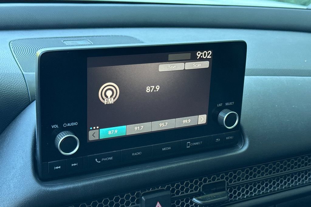 Certified 2025 Honda HR-V Sport image 15