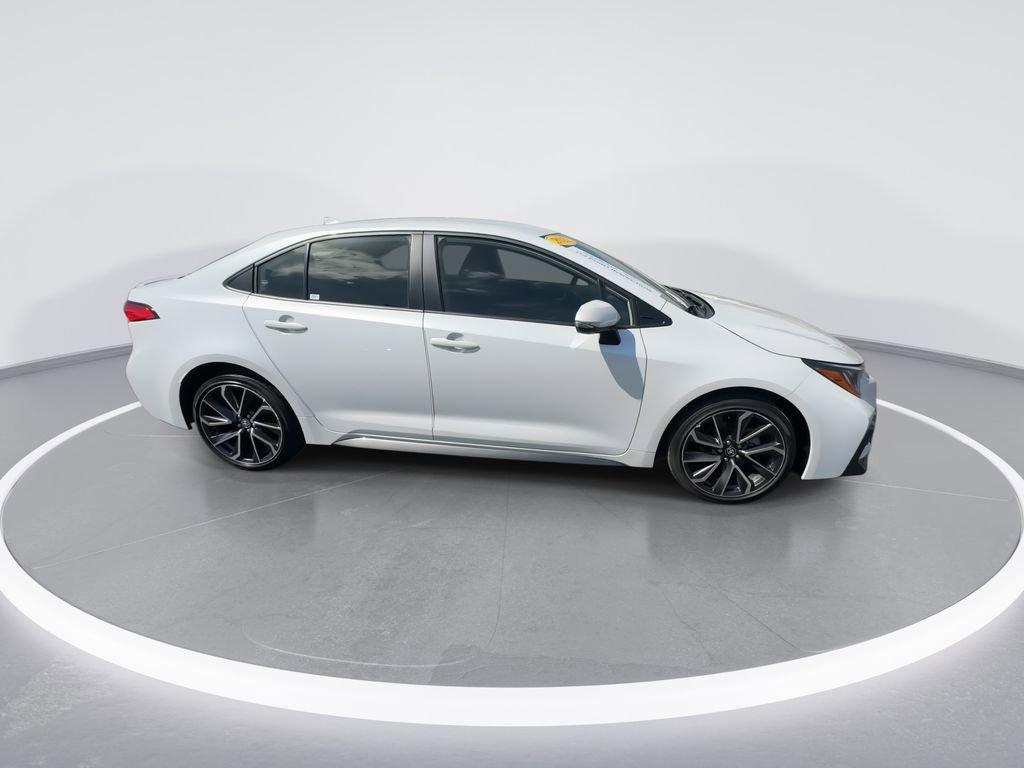 Used 2022 Toyota Corolla SE image 9
