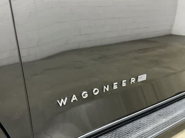 Used 2024 Jeep Wagoneer L Series II w/ Flexible Seating Group RWD image 31