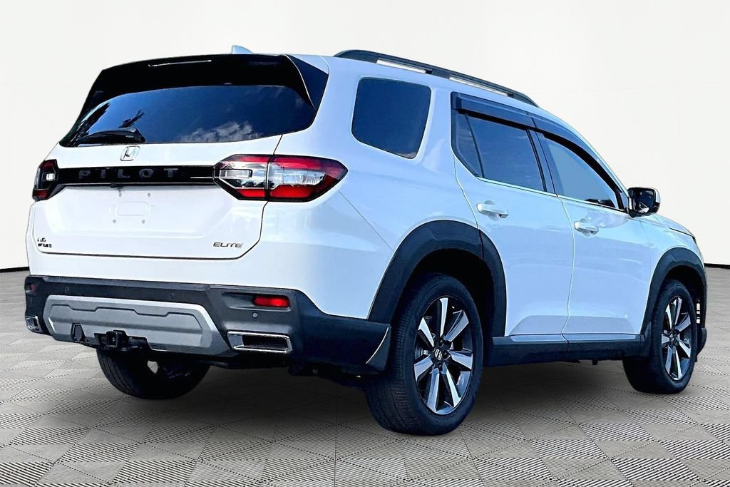 Certified 2024 Honda Pilot Elite image 5