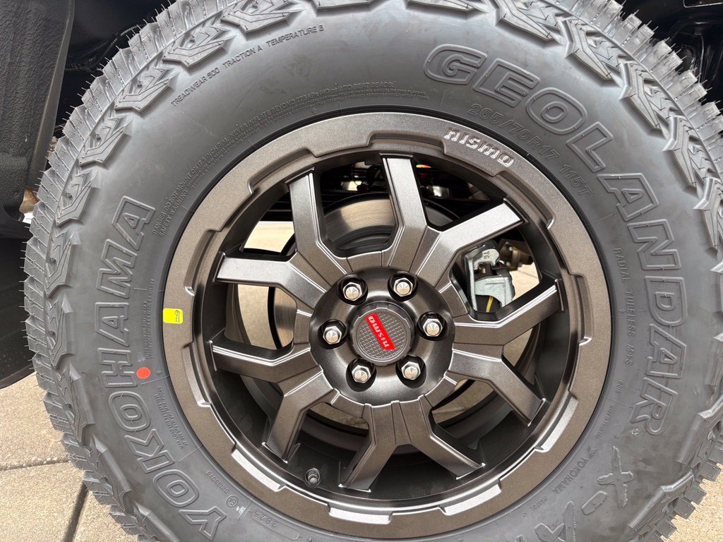 New 2027 Nissan Frontier SV w/ SV Convenience Package RWD image 10