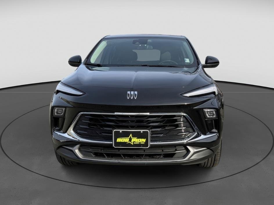 Used 2024 Buick Encore GX Preferred w/ Comfort Package image 2