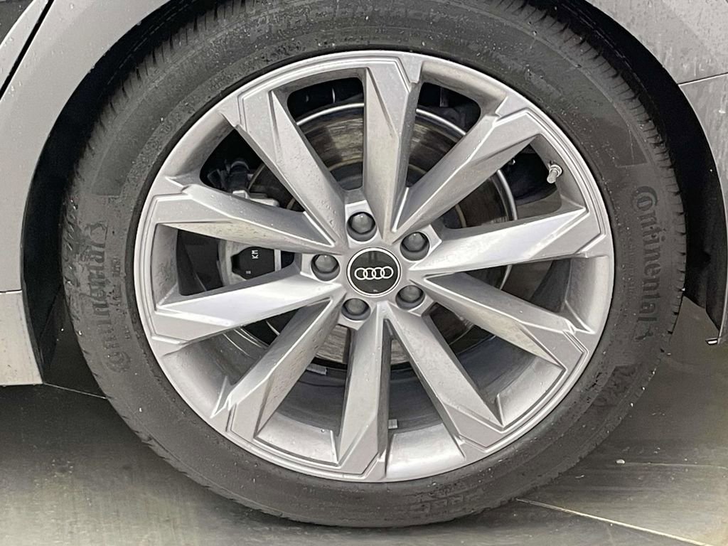 New 2025 Audi A6 Premium Plus image 12