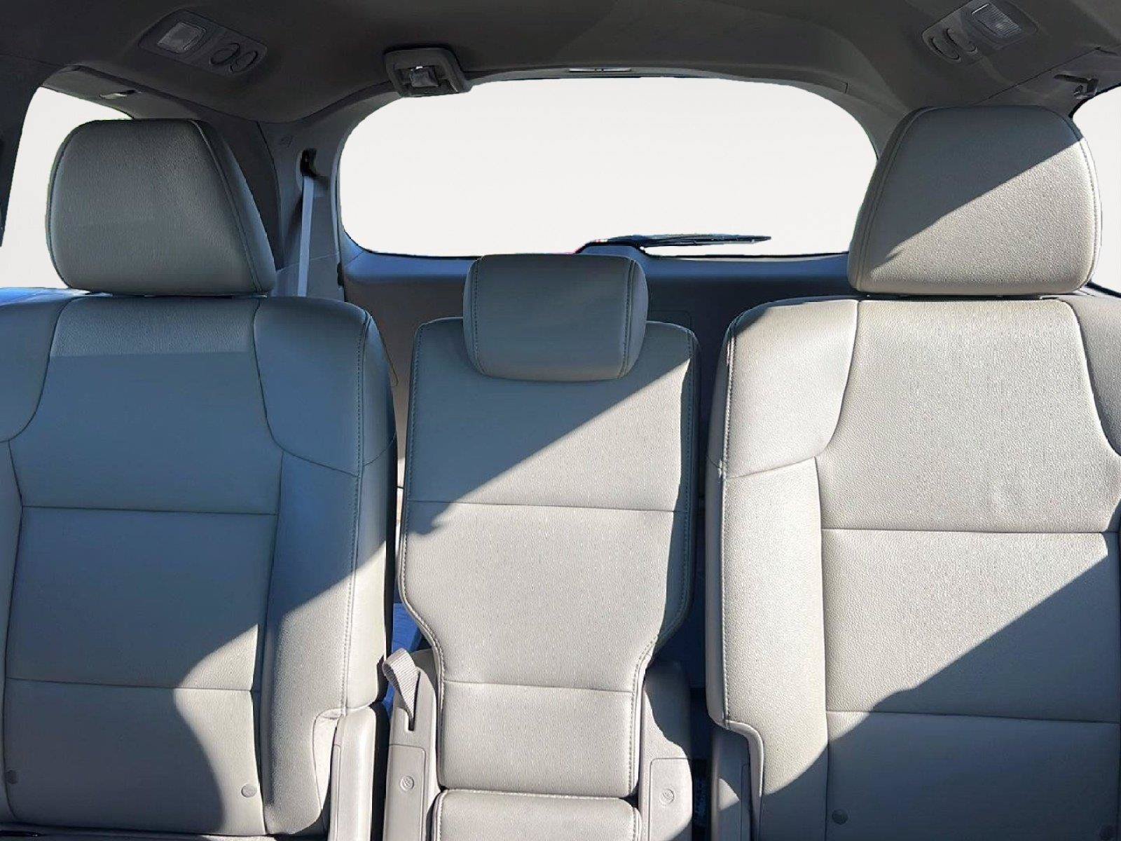 Used 2017 Honda Odyssey EX-L image 12