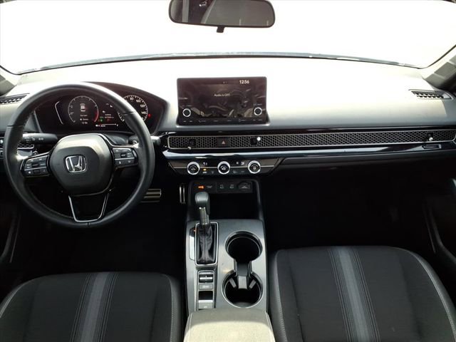 Used 2025 Honda Civic Sport image 14