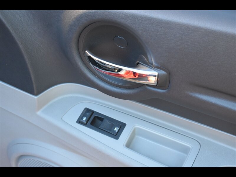 Used 2006 Dodge Magnum SRT8 w/ SRT Option Group I RWD image 34