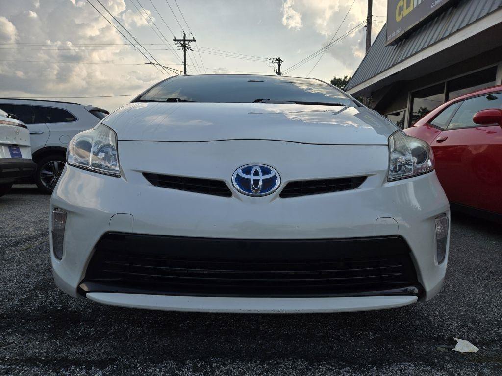 Used 2015 Toyota Prius Two FWD image 3