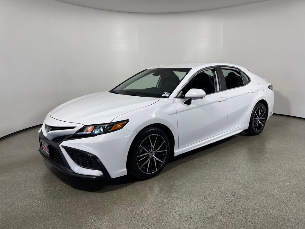 Certified 2023 Toyota Camry SE image 7