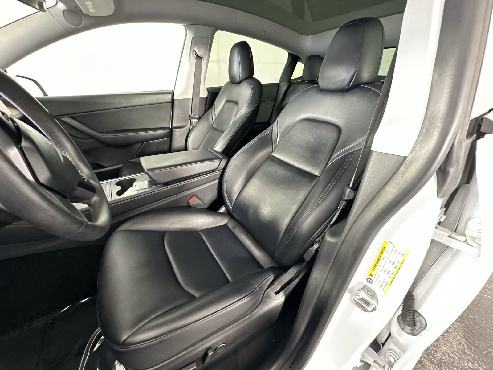 Used 2021 Tesla Model Y Long Range image 11