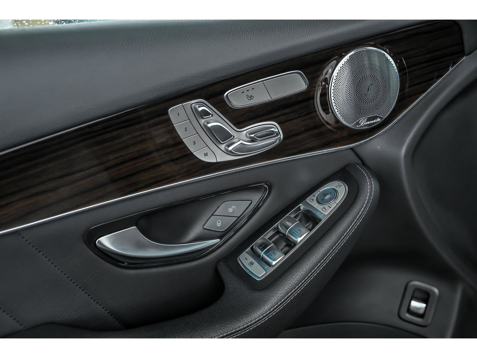 Used 2019 Mercedes-Benz GLC 300 4MATIC image 10