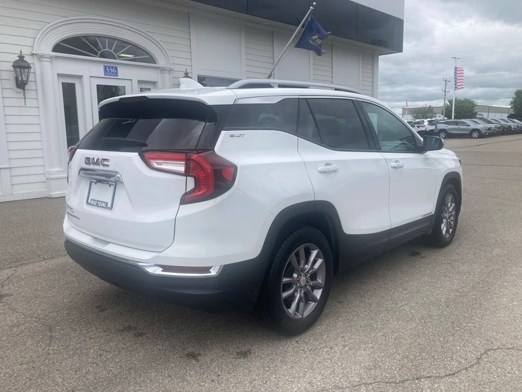 Certified 2023 GMC Terrain SLT w/ Infotainment Package II FWD image 5