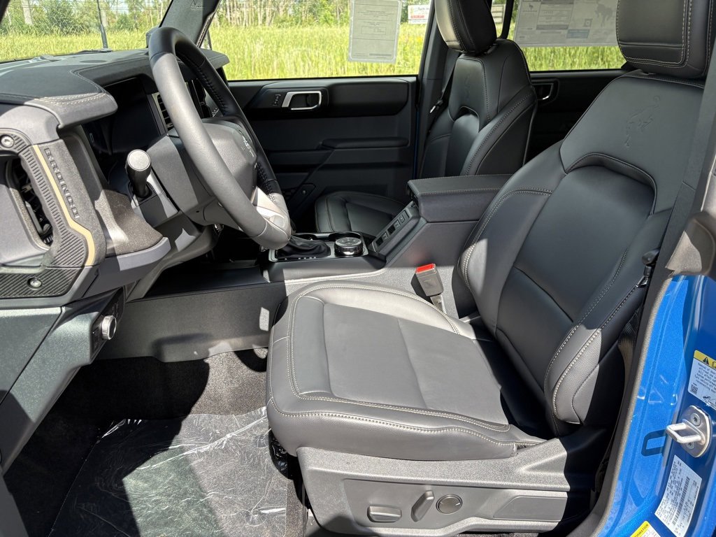 New 2025 Ford Bronco Badlands image 10