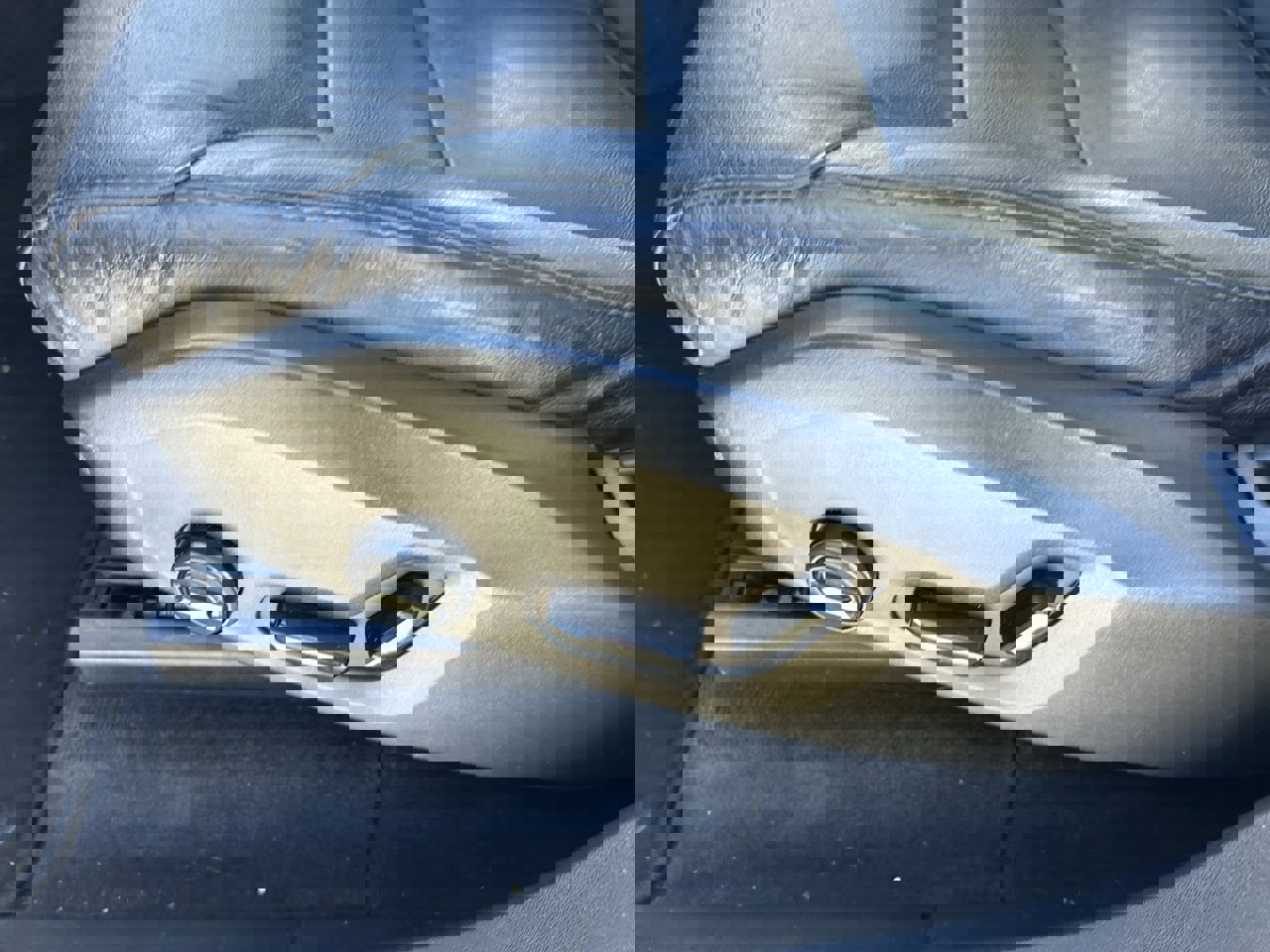 Used 2019 Volvo XC90 T5 Momentum w/ Multimedia Package image 8