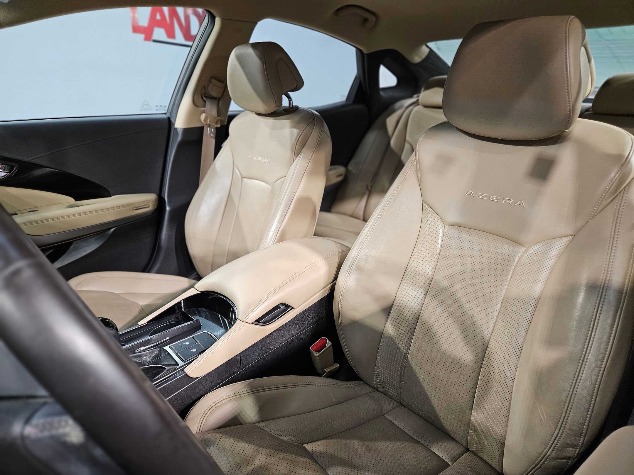 Used 2012 Hyundai Azera image 20