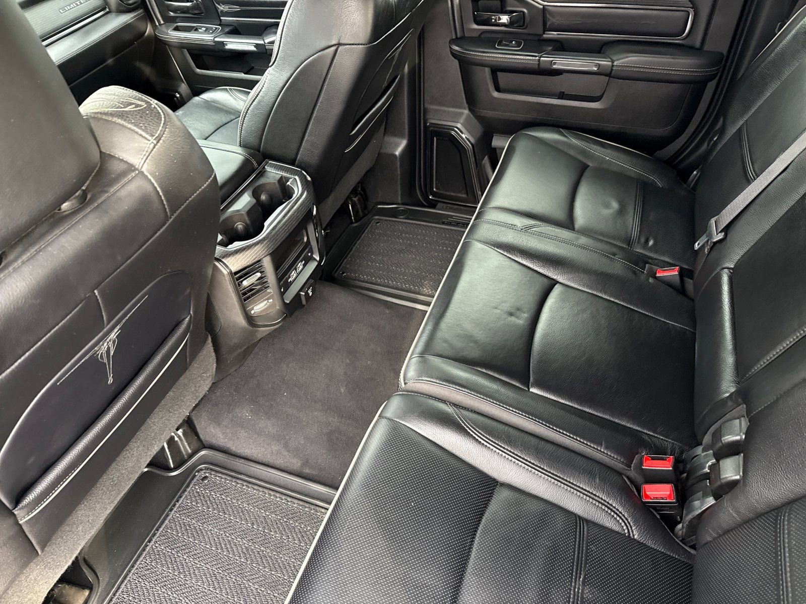 Used 2022 RAM 3500 Limited image 16