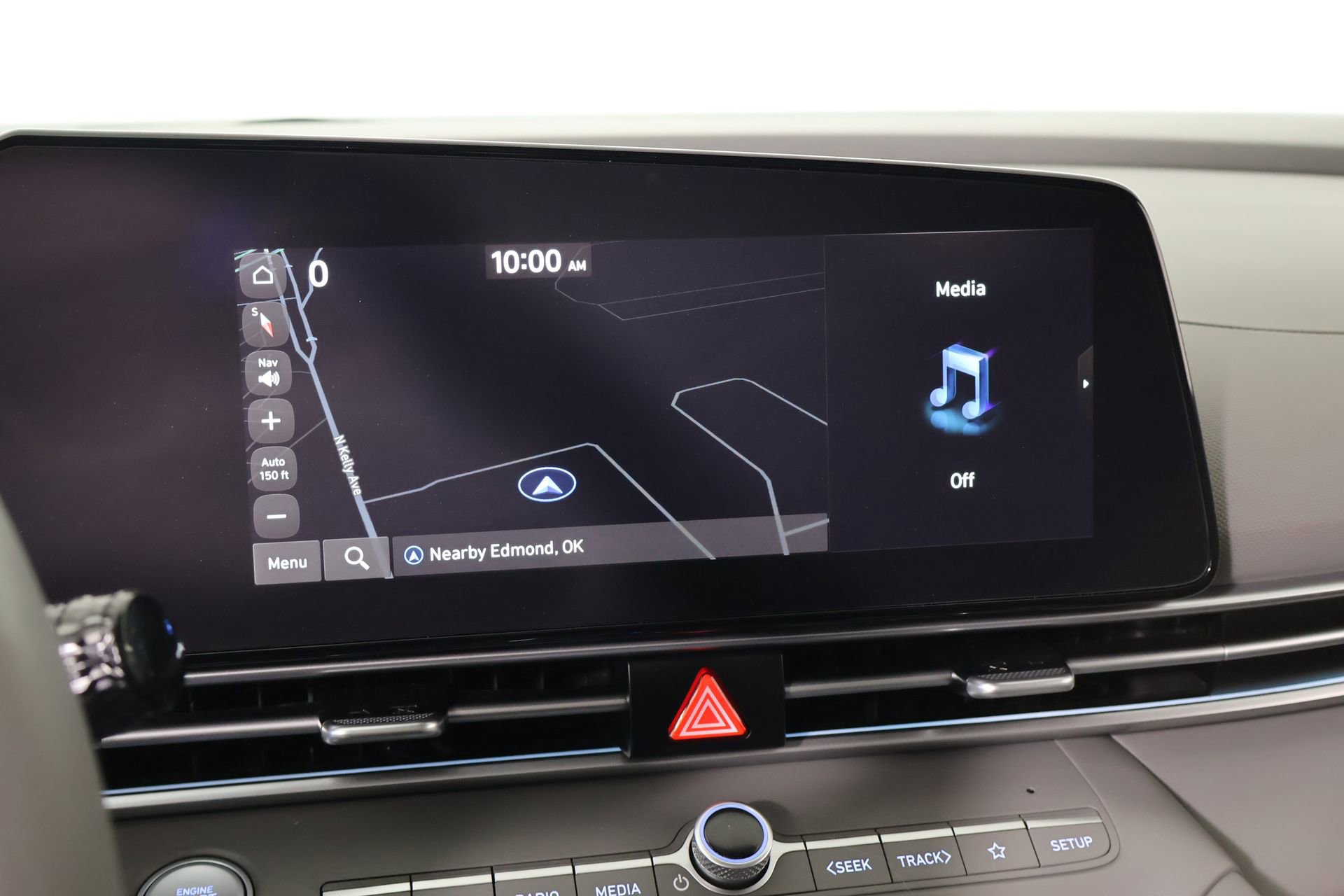 Used 2024 Hyundai Elantra SEL w/ Convenience Package image 7