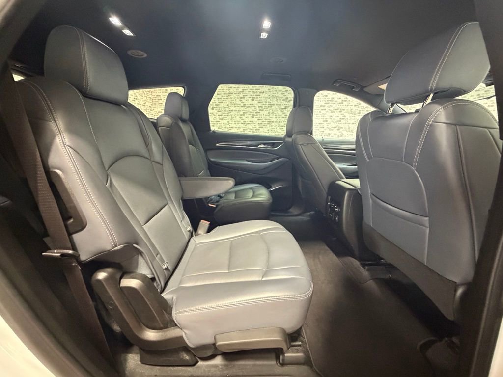 Used 2024 Buick Enclave Premium image 10