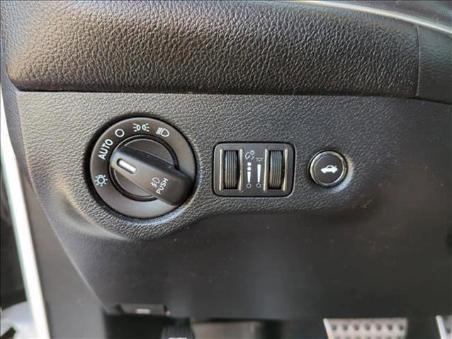 Used 2015 Dodge Challenger R/T Scat Pack w/ Leather Interior Group image 22