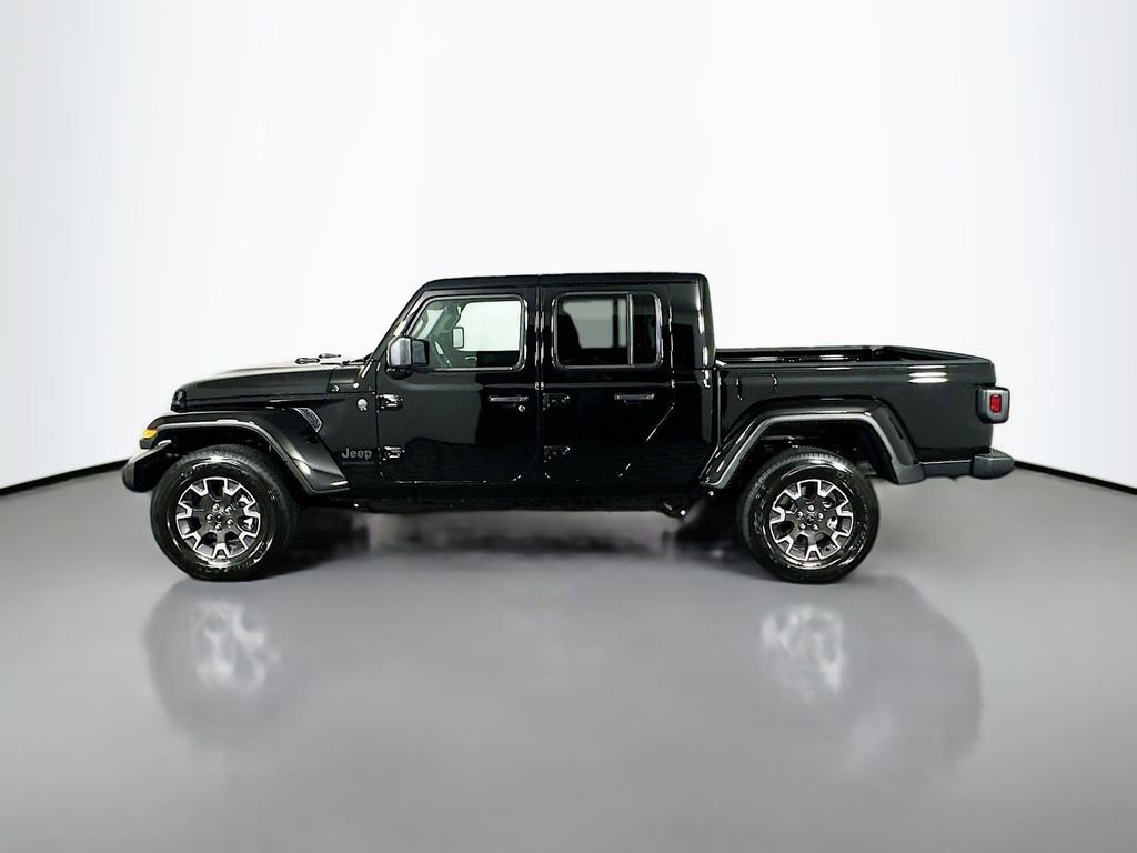 New 2025 Jeep Gladiator Sport w/ Premium Package image 4
