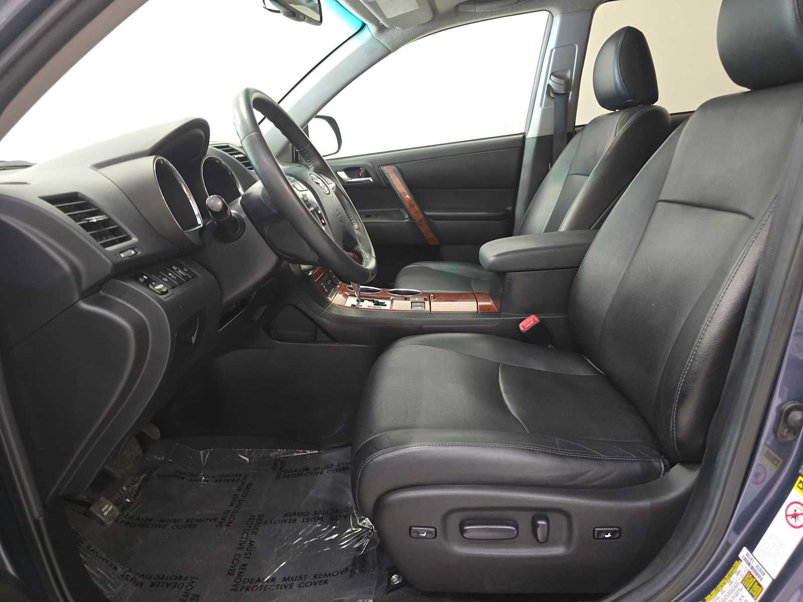 Used 2013 Toyota Highlander Limited AWD/4WD image 23