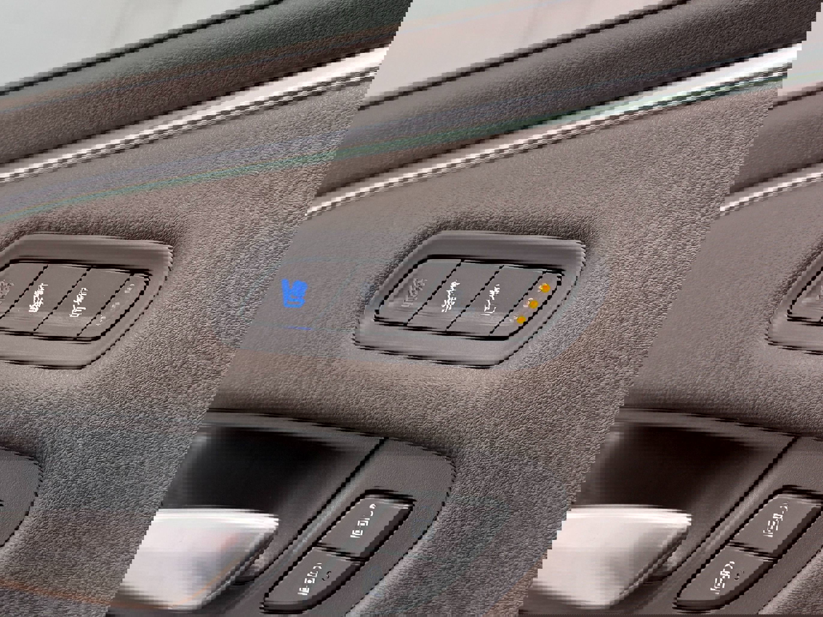 Used 2023 Cadillac Escalade Sport w/ Touring Package image 13