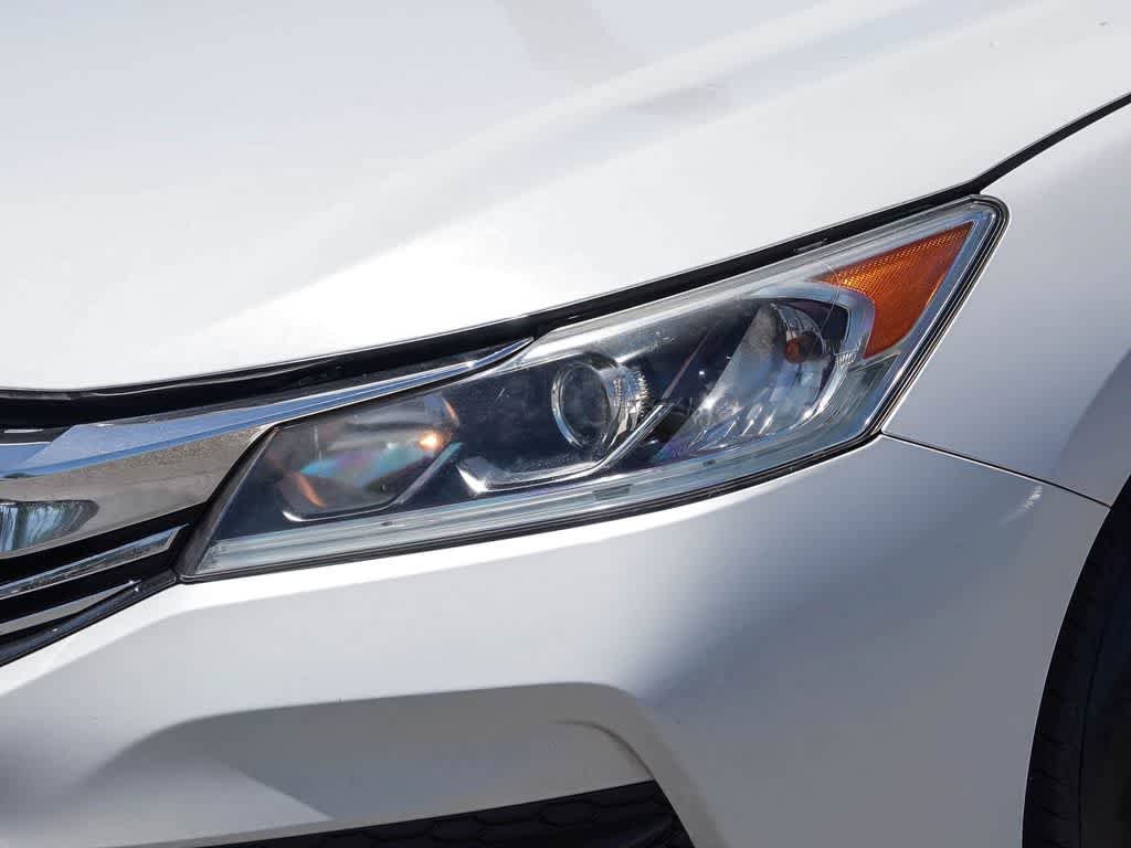 Used 2016 Honda Accord LX image 8