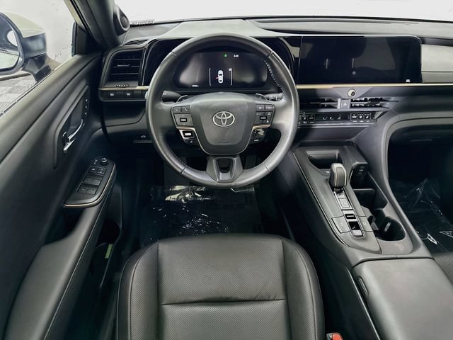 Used 2023 Toyota Crown Platinum AWD/4WD image 22
